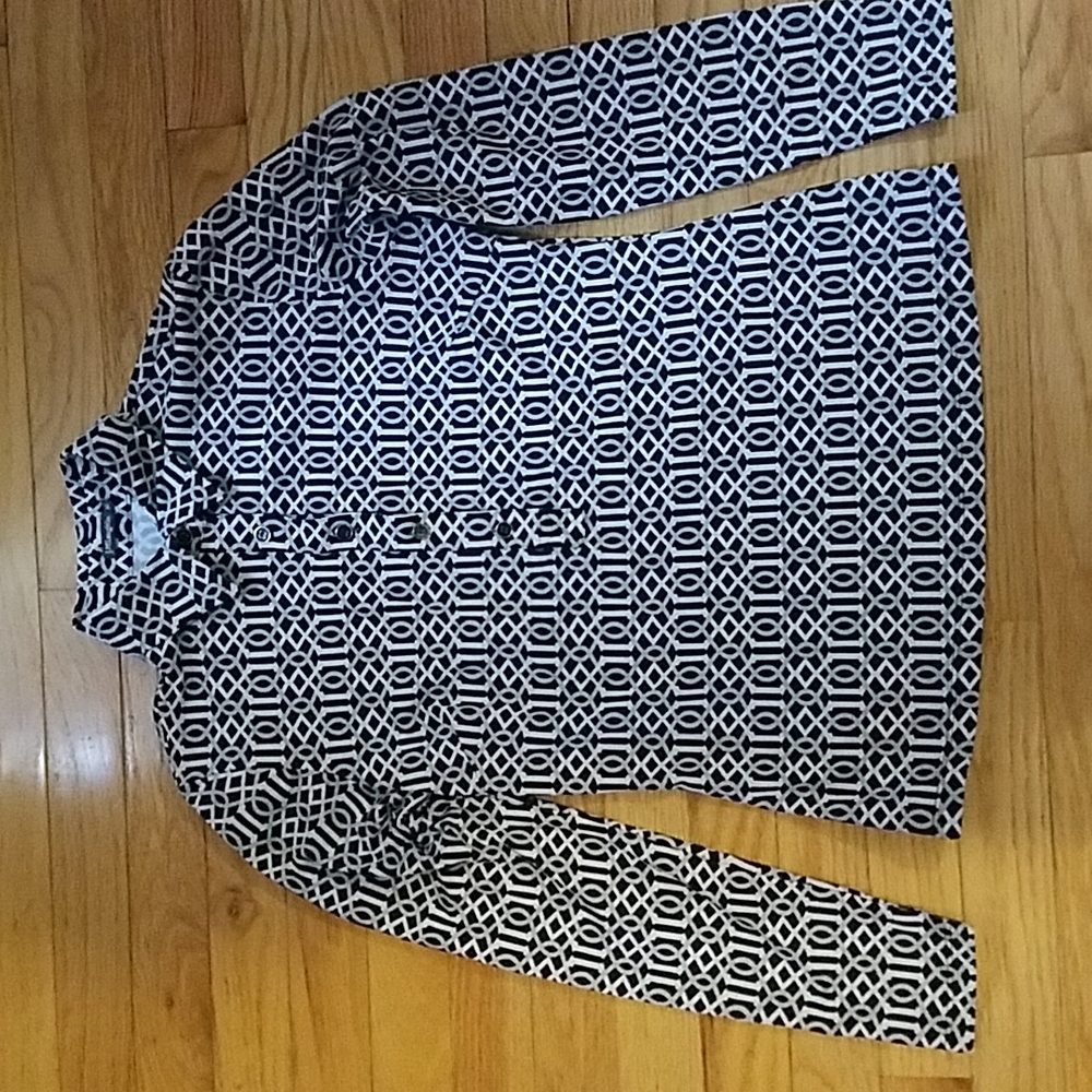 J. McLaughlin long sleeve top